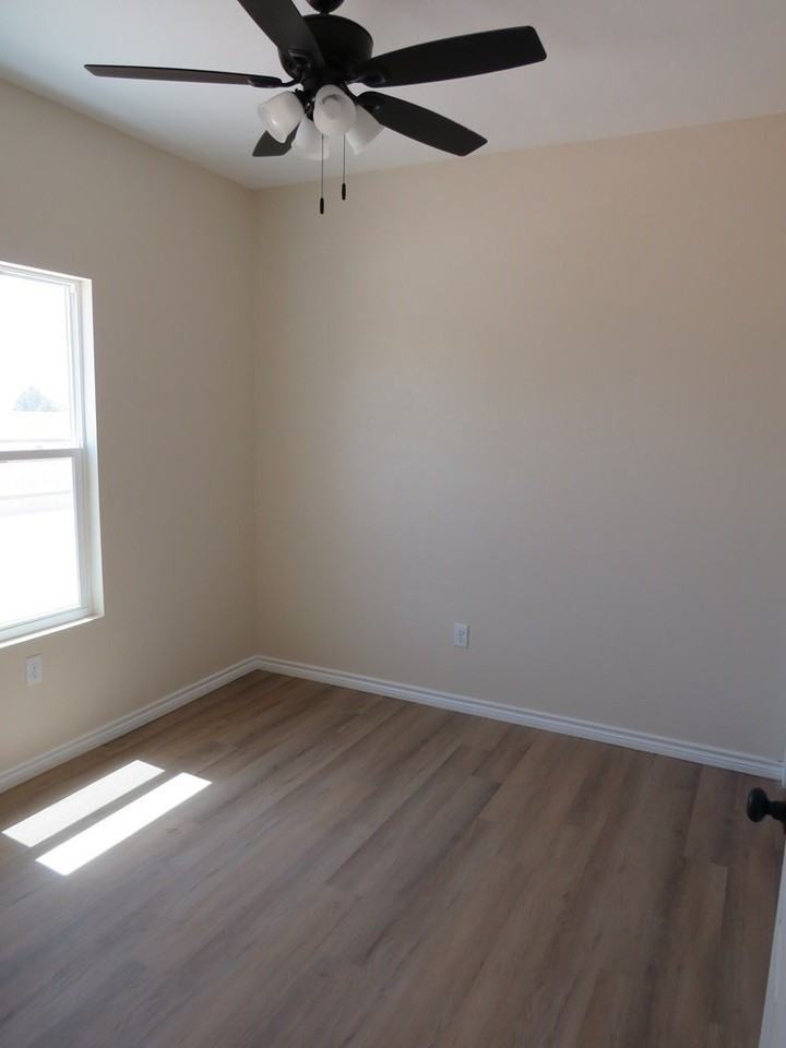 5622 S County Road 1202 Unit B - Photo 6 of 8