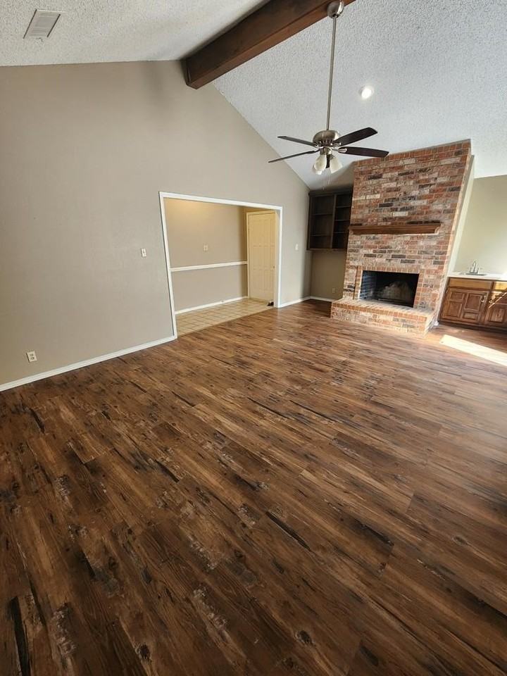 4705 Dentcrest Dr Apt A - Photo 5 of 28