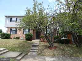 featured image of 3495 Castle Hill Dr