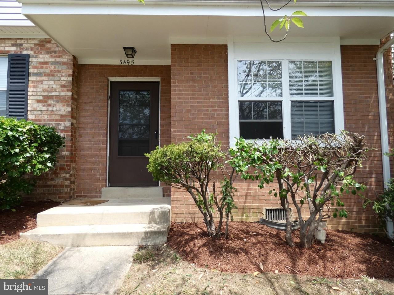 3495 Castle Hill Dr - Photo 2 of 33