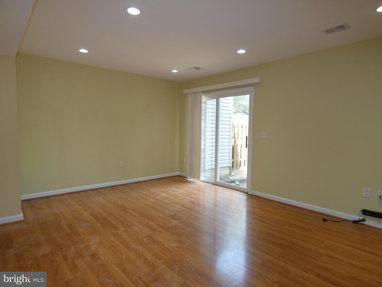 3495 Castle Hill Dr - Photo 6 of 33