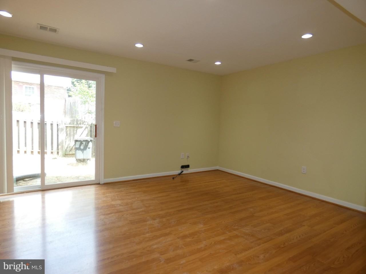 3495 Castle Hill Dr - Photo 7 of 33