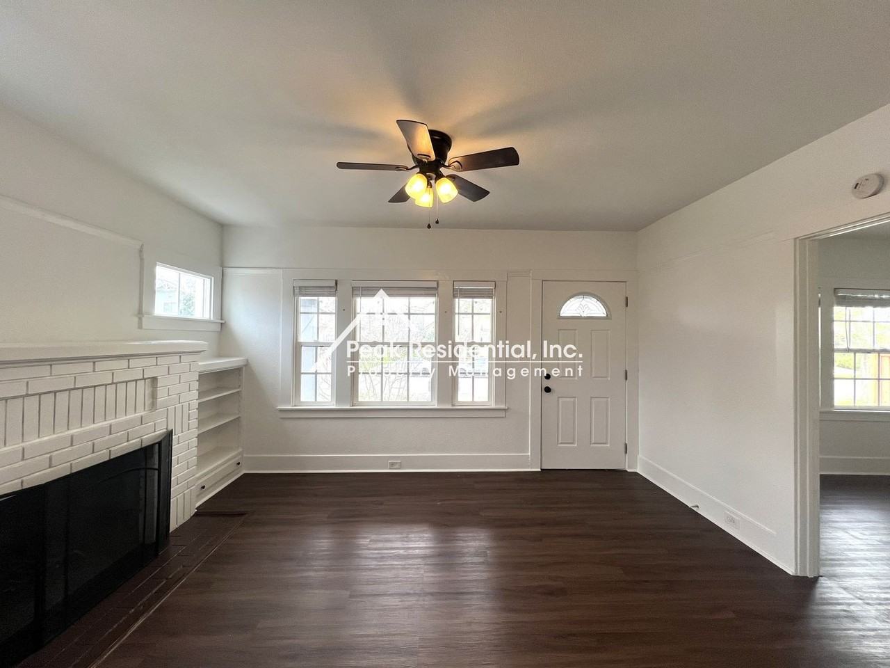 4957 13th Ave - Photo 6 of 20