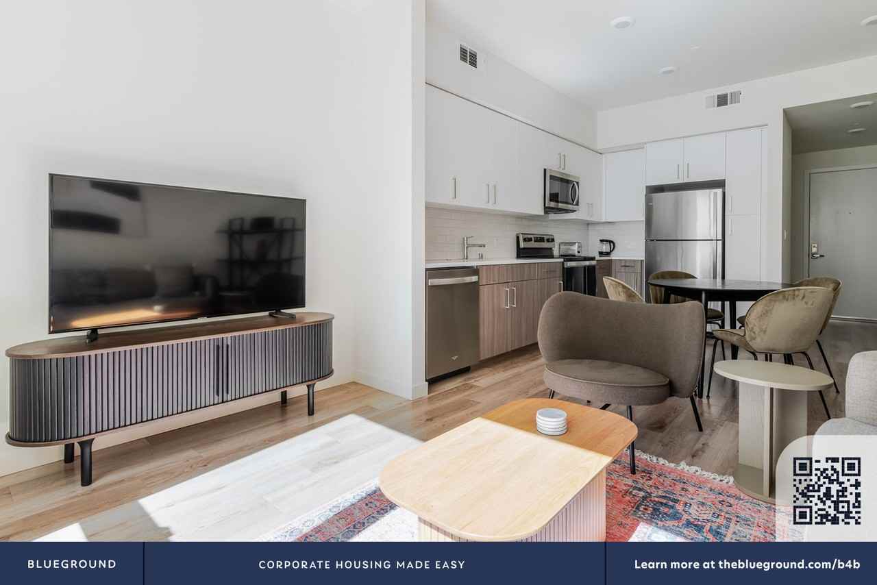 22271 Foothill Boulevard - Photo 5 of 50