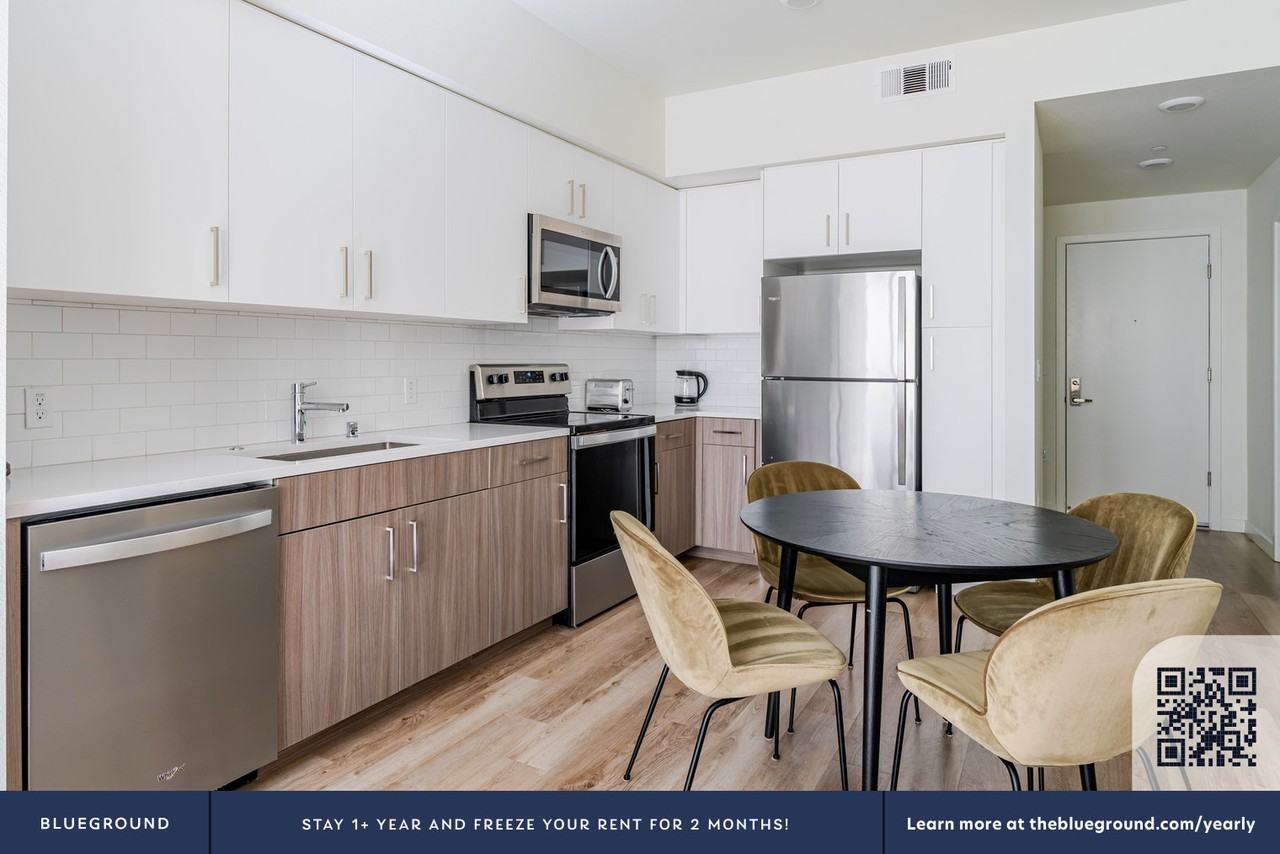 22271 Foothill Boulevard - Photo 7 of 50