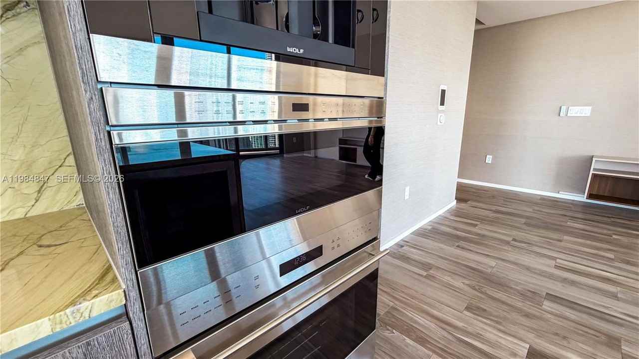 SW 9th St & S Miami Ave - Photo 5 of 18