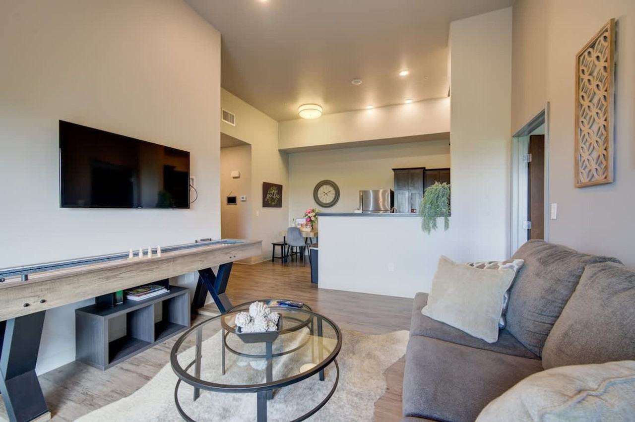 2210 Remington Way #1339967P - Photo 4 of 40