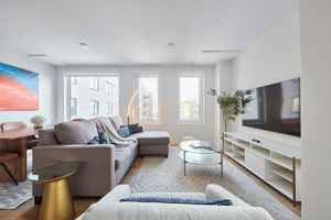 featured image of 1B Marshall St