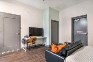 781 Spring St - Photo 1 of 1