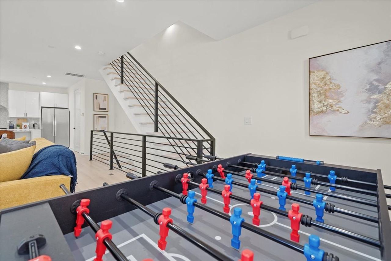 1111 Dade St #1366791P - Photo 5 of 34