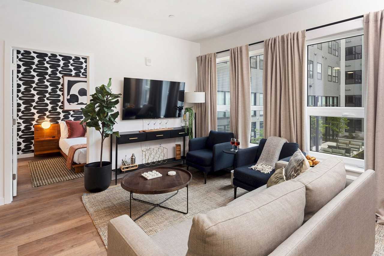 202 Mill Rd #1382513P - Photo 3 of 34