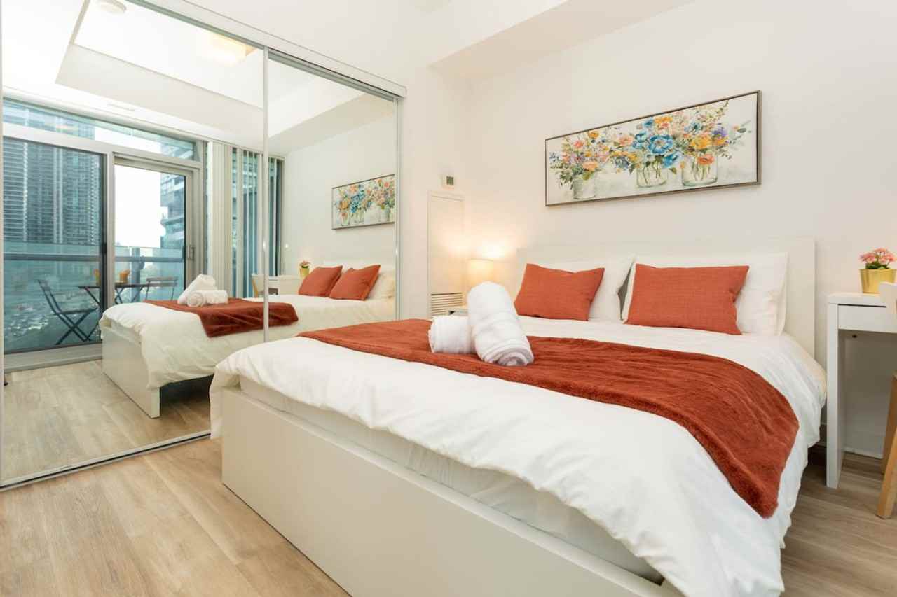 12 York St #1403786P - Photo 4 of 24