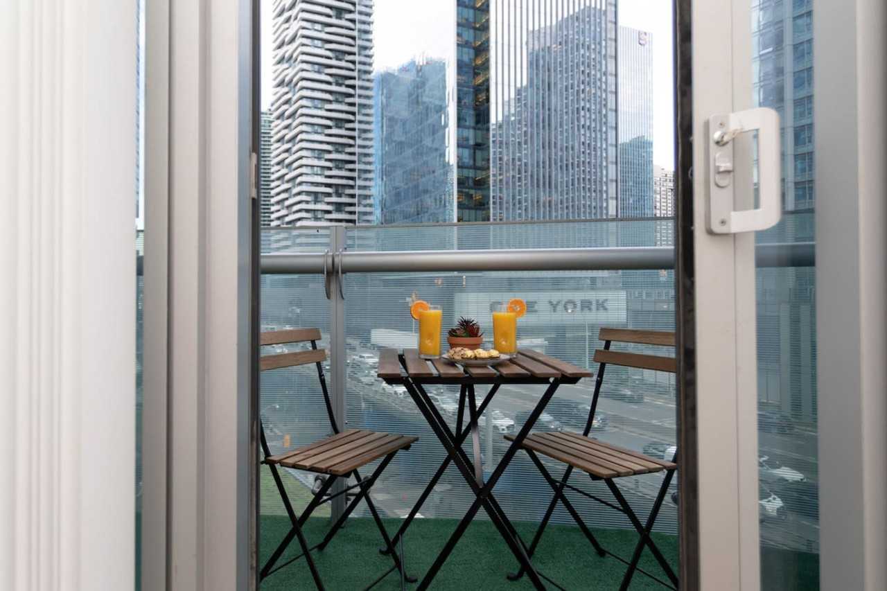 12 York St #1403786P - Photo 5 of 24