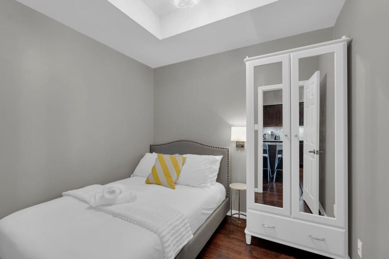 215 Fort York Blvd #1403768P - Photo 5 of 21