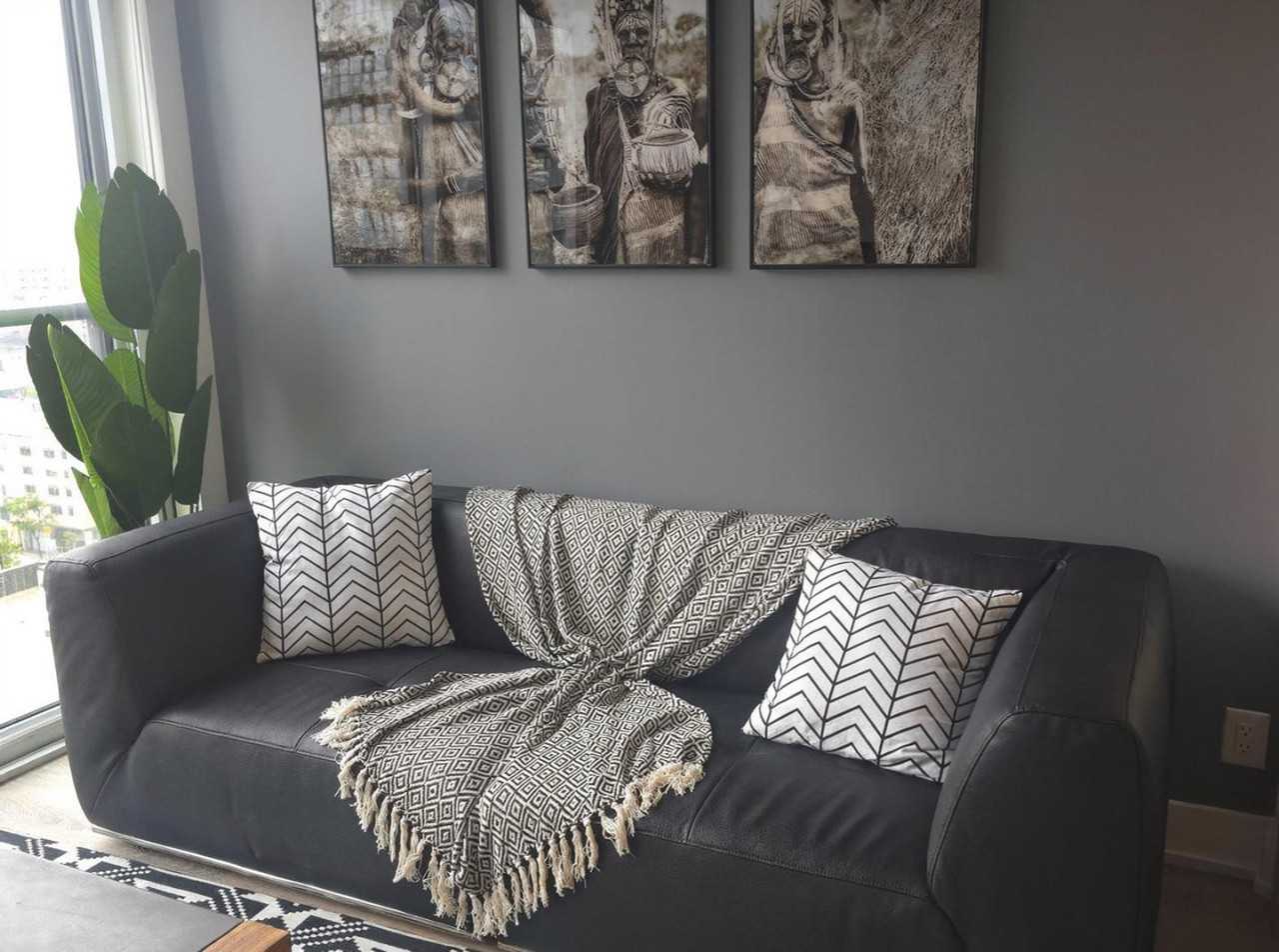 30 Mutual St #1261980P - Photo 3 of 11