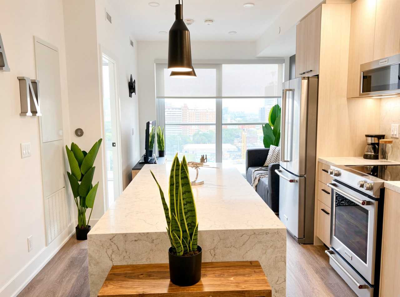 30 Mutual St #1261980P - Photo 4 of 11