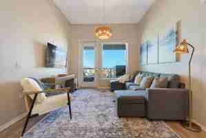 featured image of 4355 Ohio St