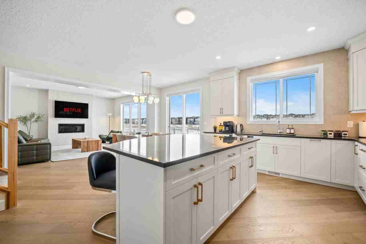 187 Carringford View Nw #1495914P - Photo 7 of 50