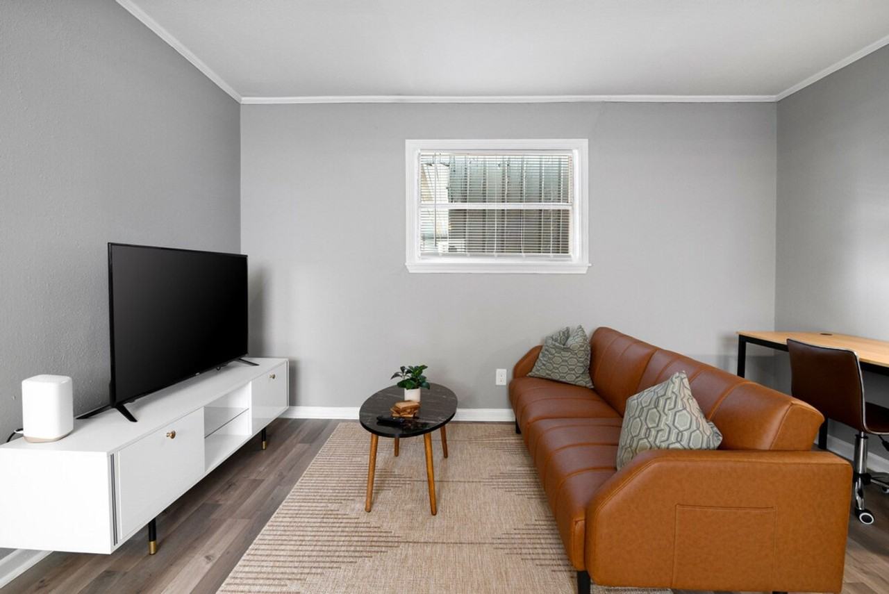 2409 Brun St #1497892P - Photo 2 of 23