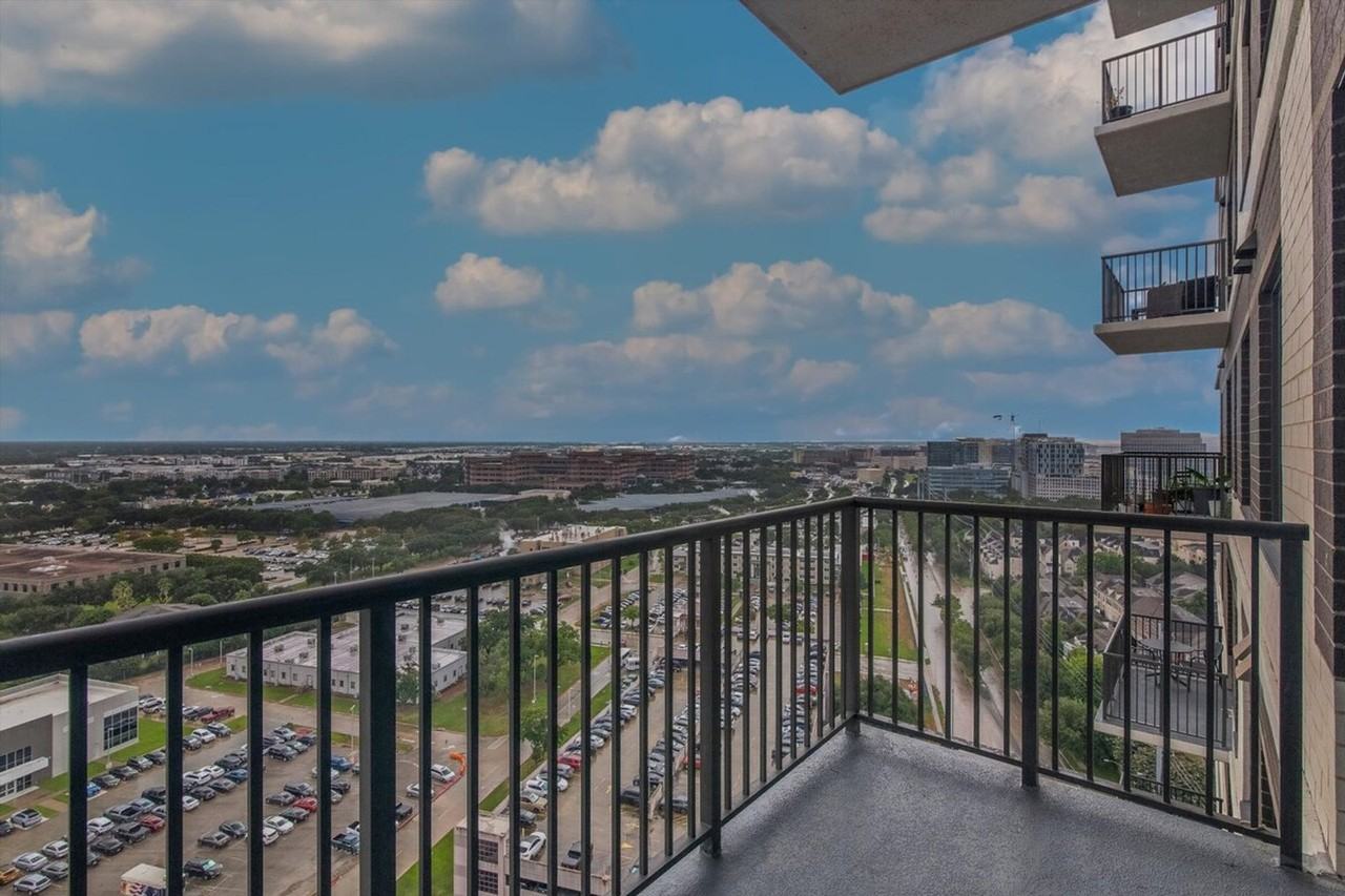 2022 Holcombe Blvd #1359145P - Photo 6 of 22