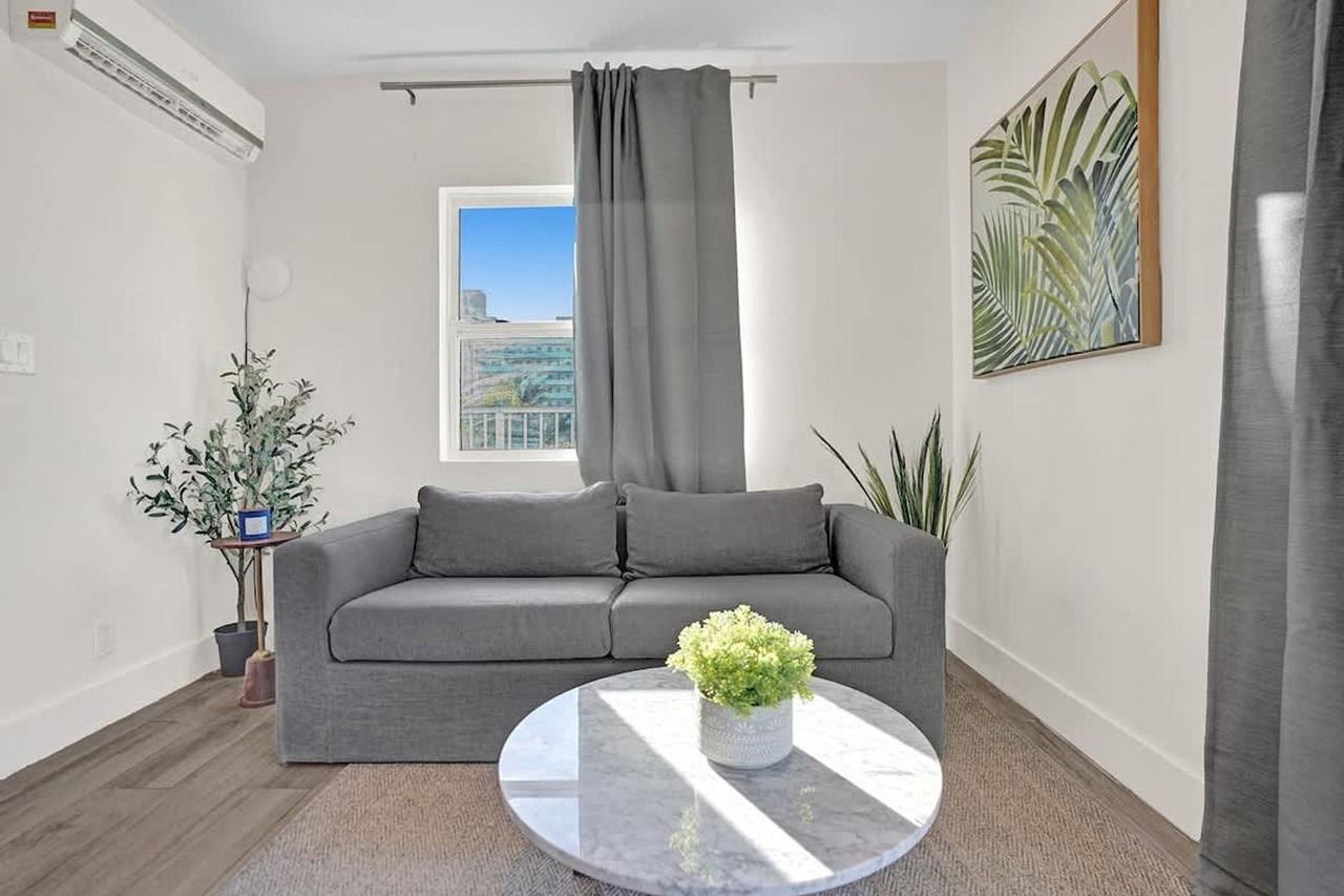 3020 Seville Street - Photo 3 of 50