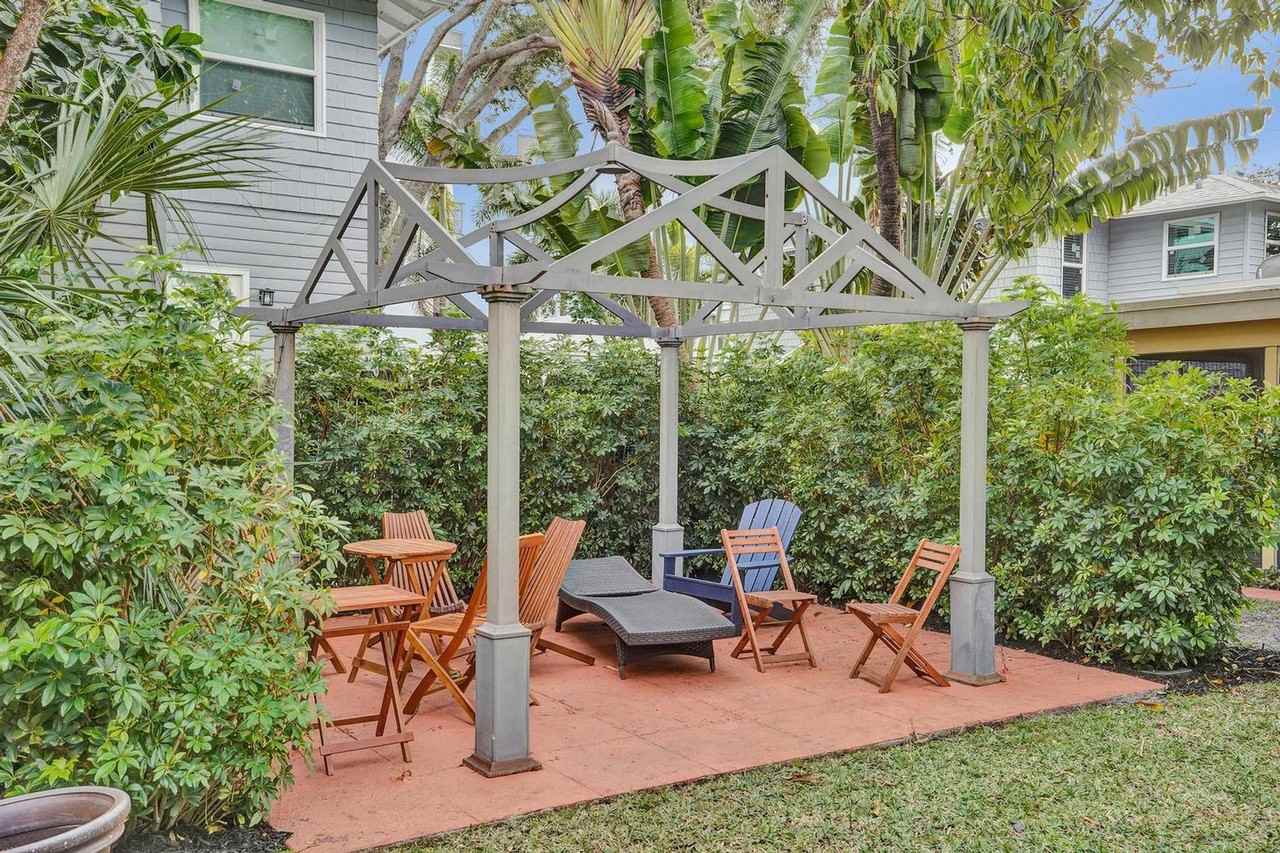 101 Lucerne Ave #1504095P - Photo 5 of 27