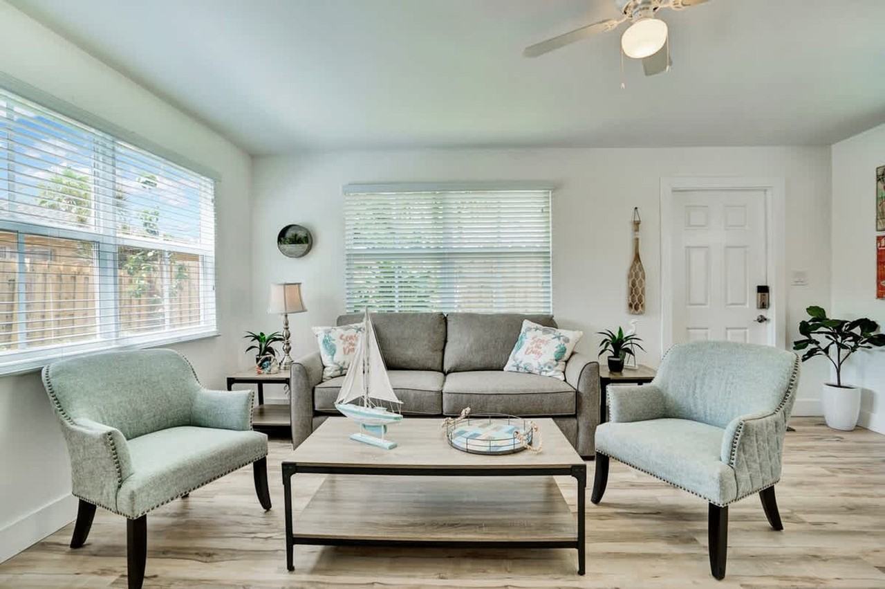 3316 Se 4th St #1503922P - Photo 4 of 27