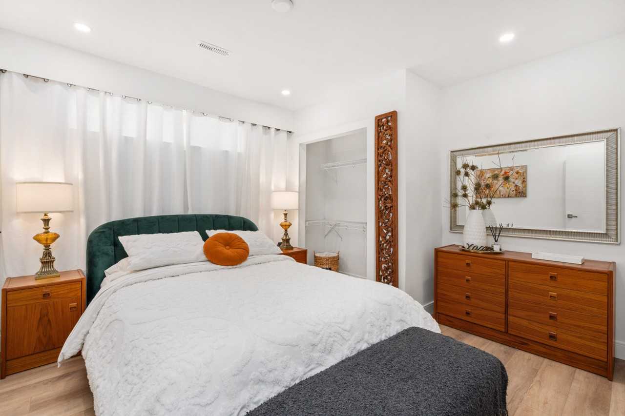 2455 Ancaster Cres #1504822P - Photo 6 of 33