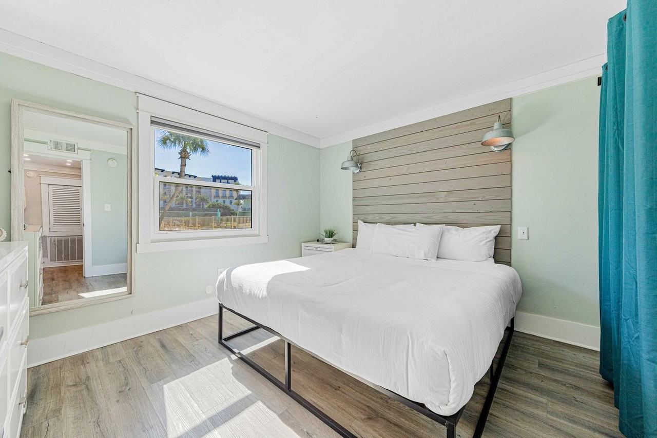 885 Santa Rosa Blvd #1502065P - Photo 7 of 32