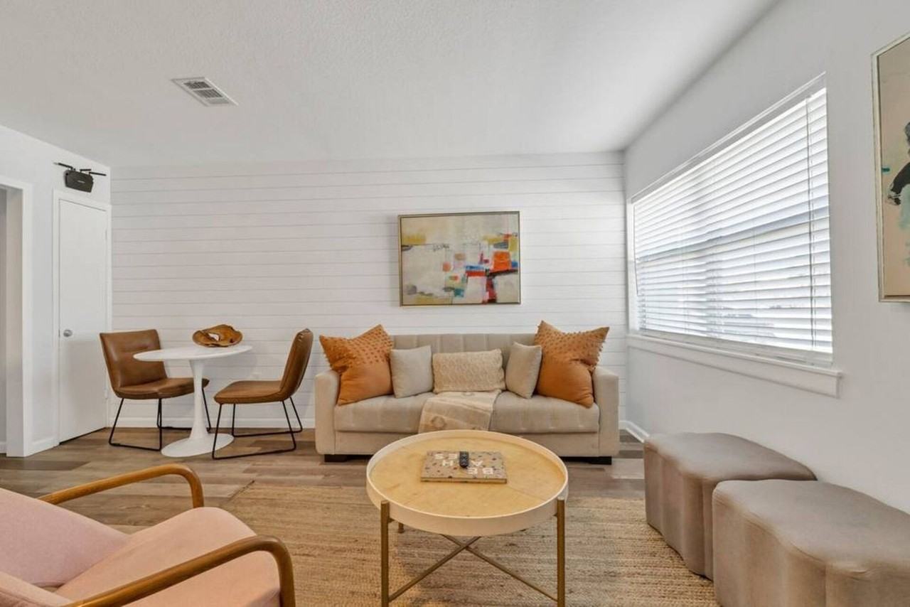 302 Santa Rosa Blvd #1501994P - Photo 2 of 19