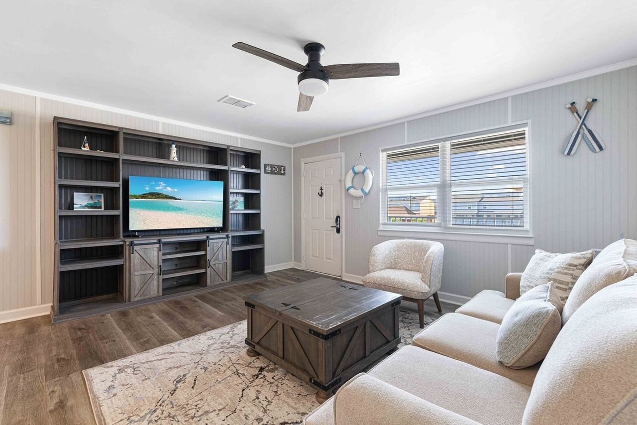 334 Bluefish Dr #1502059P - Photo 2 of 25