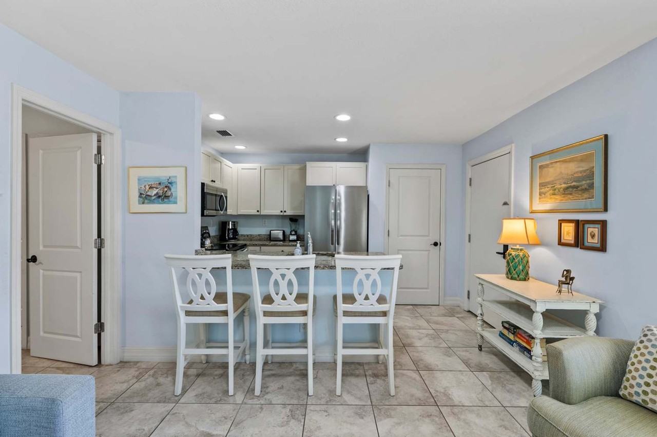 655 8th Ave S #1504166P - Photo 6 of 12