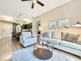 4504 W Spruce St - Photo 1 of 1