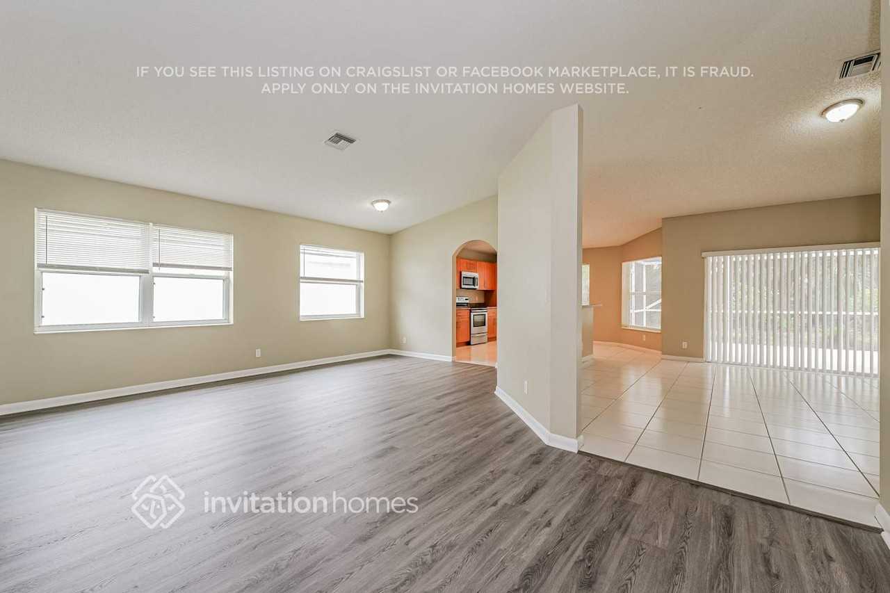 1796 S Club Dr - Photo 3 of 17