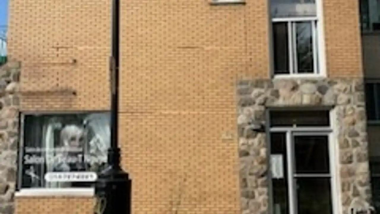 6905 2e Avenue #11 - Photo 7 of 8