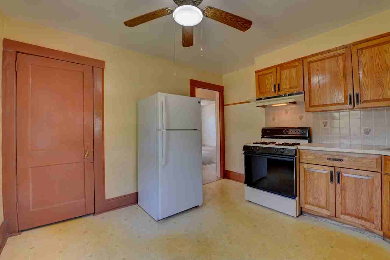 120 Newark Pompton Turnpike - Photo 5 of 9