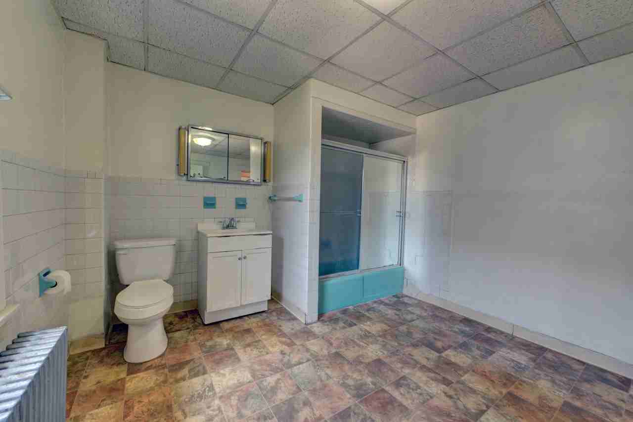 120 Newark Pompton Turnpike - Photo 7 of 9