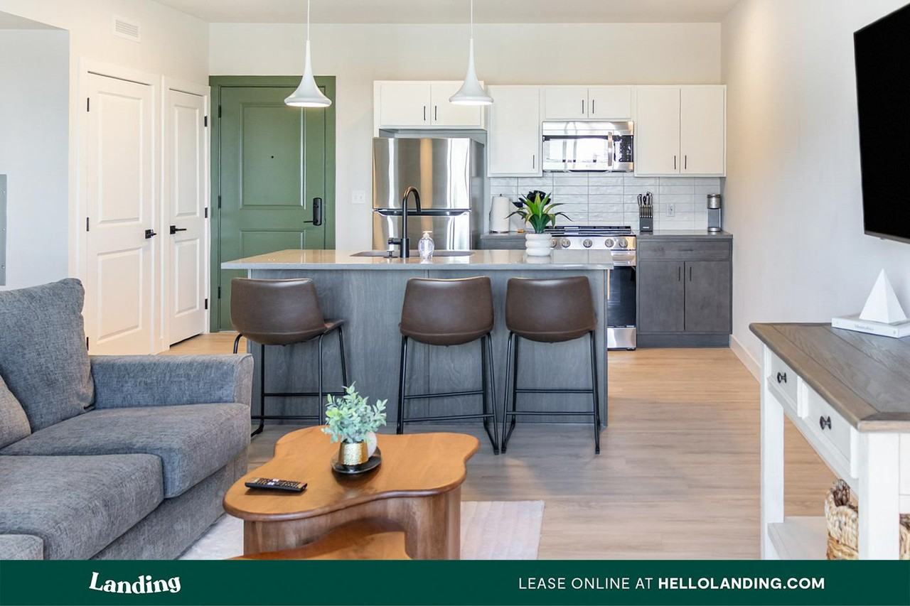 340 W 700 S - Photo 4 of 50