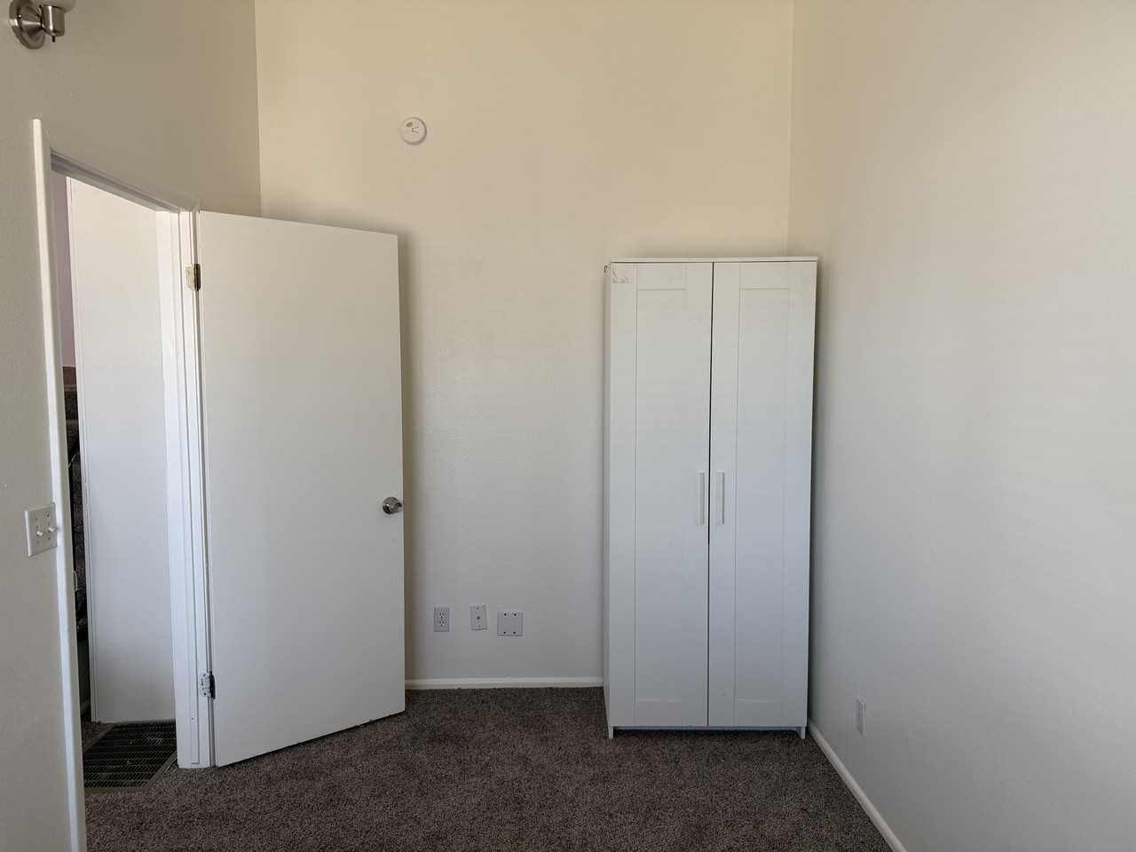 955 S 100 W #955 - Photo 4 of 15