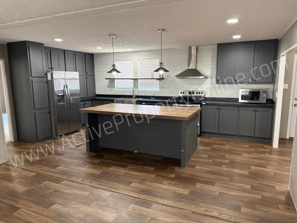 202 Reed Clark Rd - Photo 2 of 19