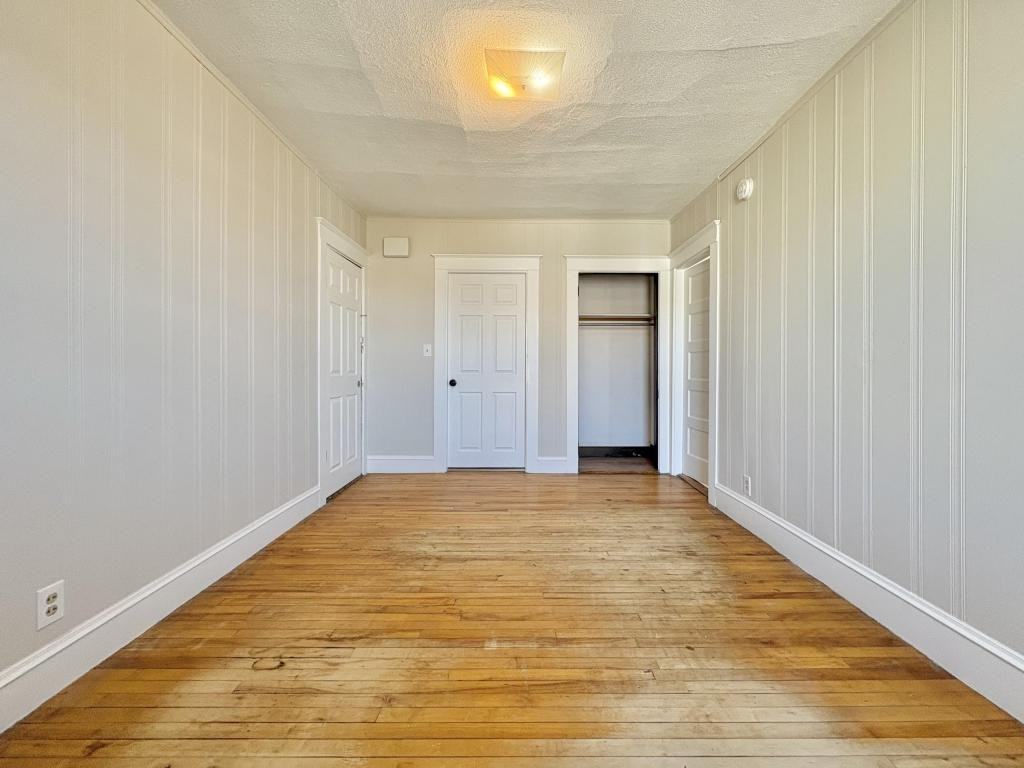 73 College St - Photo 6 of 11