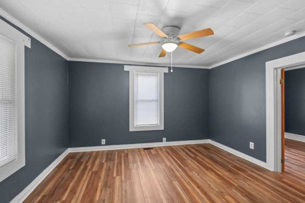 414 Cambridge St - Photo 7 of 17