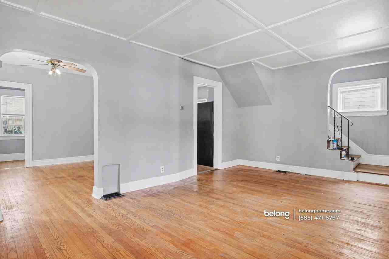 312 Sawyer St - Photo 7 of 27