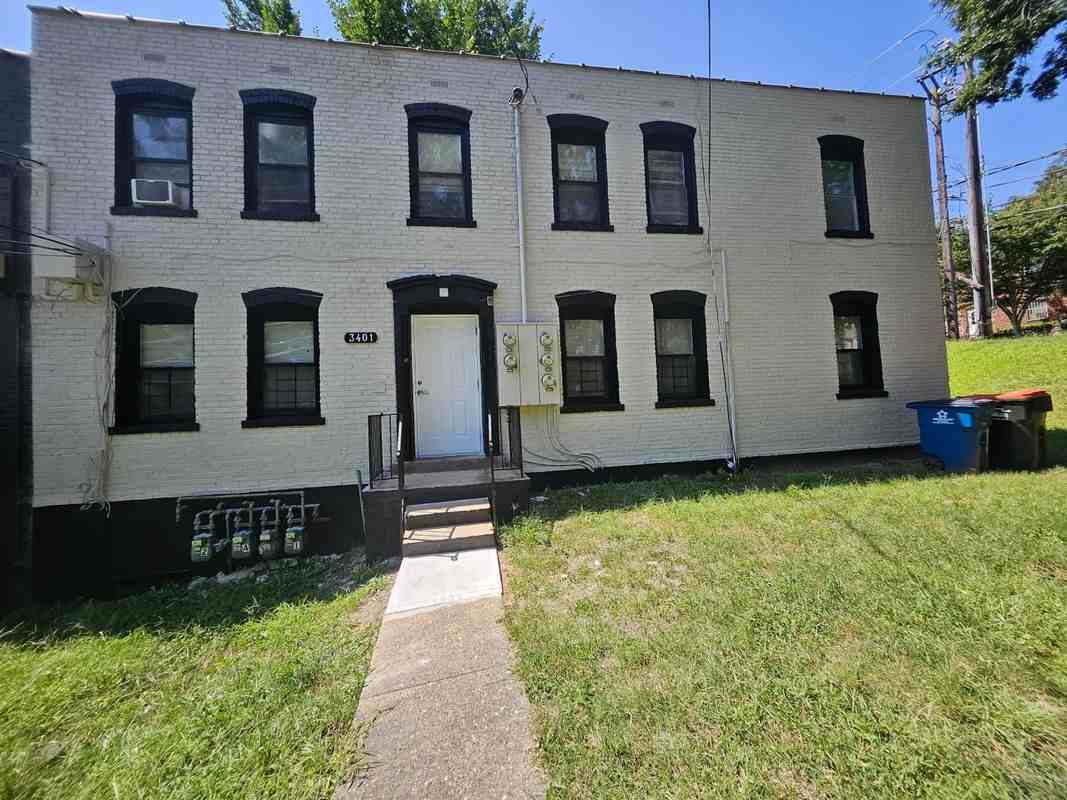 3401 15th St Se ##4 - Photo 2 of 14
