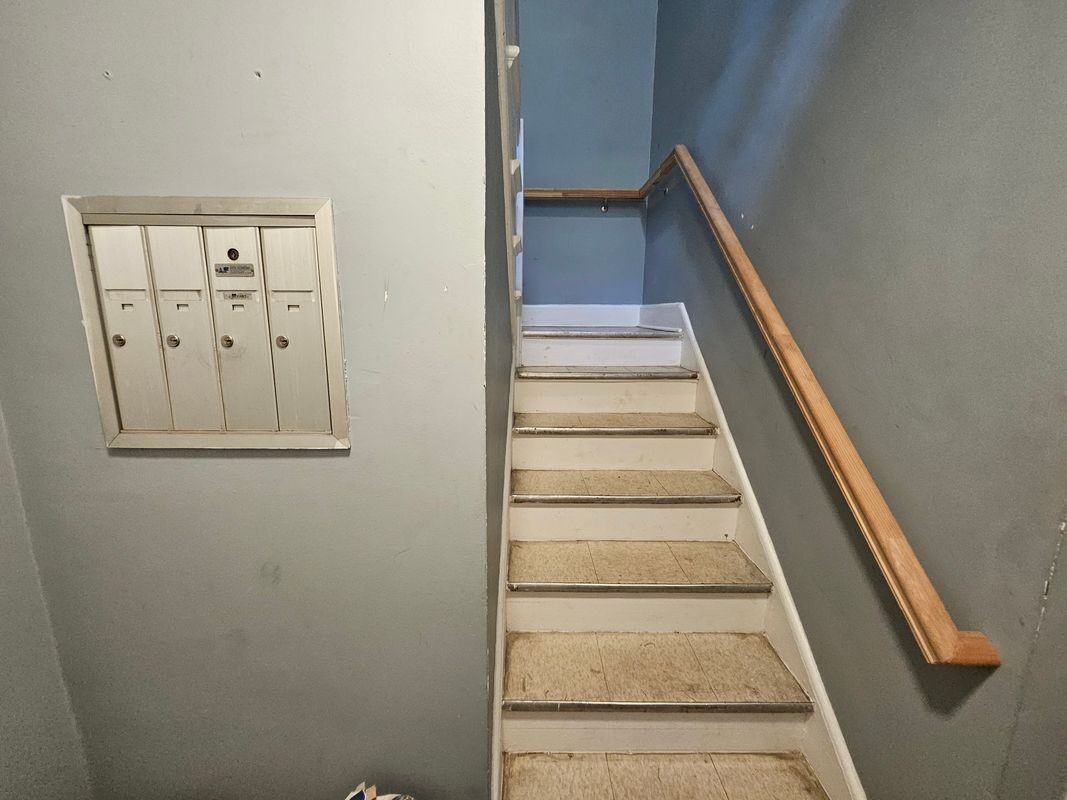 3401 15th St Se ##4 - Photo 3 of 14