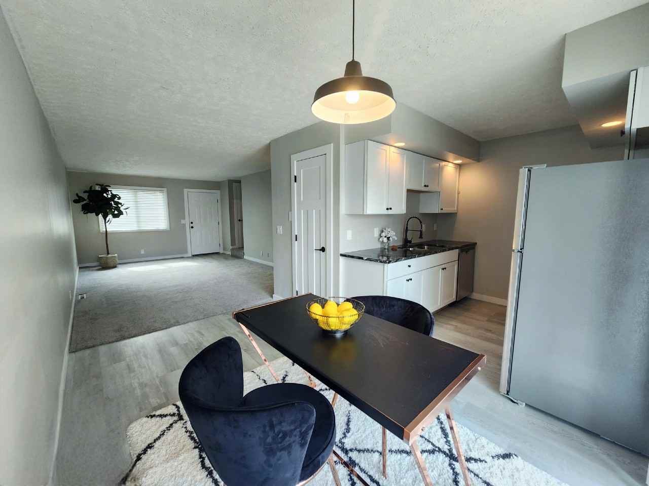 2630 Jameson N #2630-1 - Photo 3 of 10