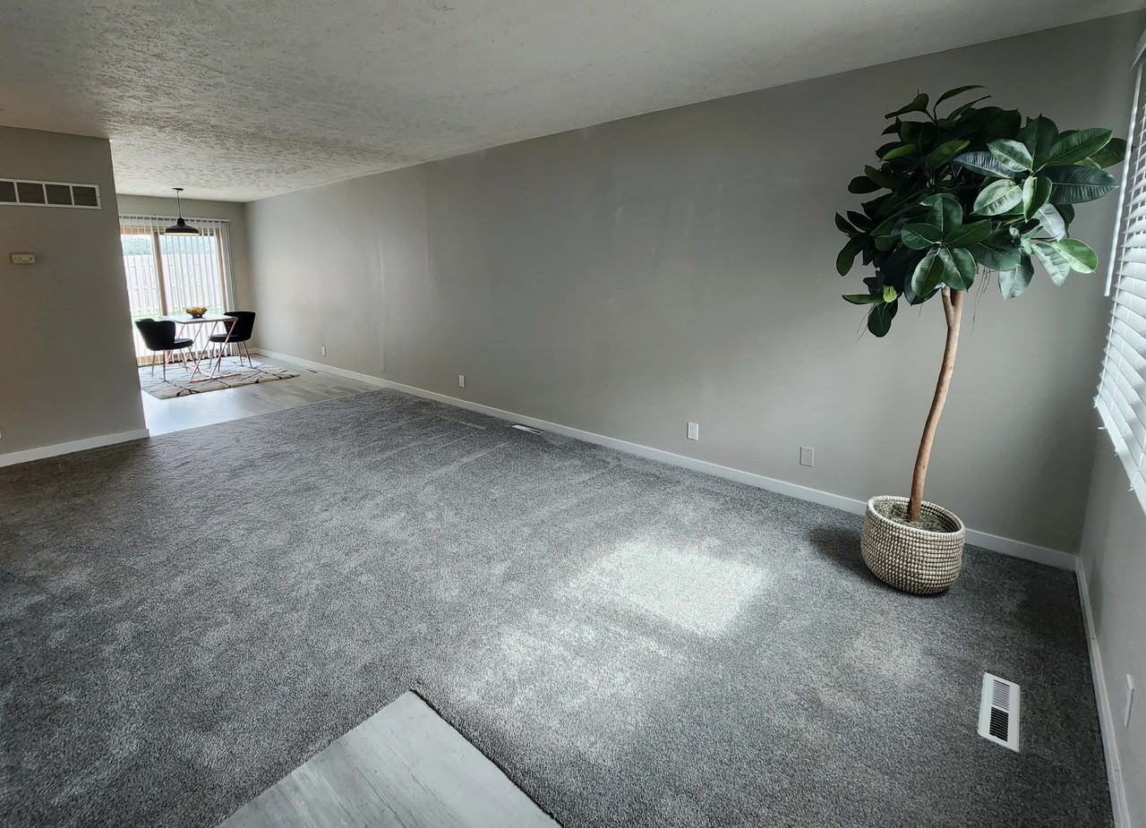 2630 Jameson N #2630-1 - Photo 5 of 10