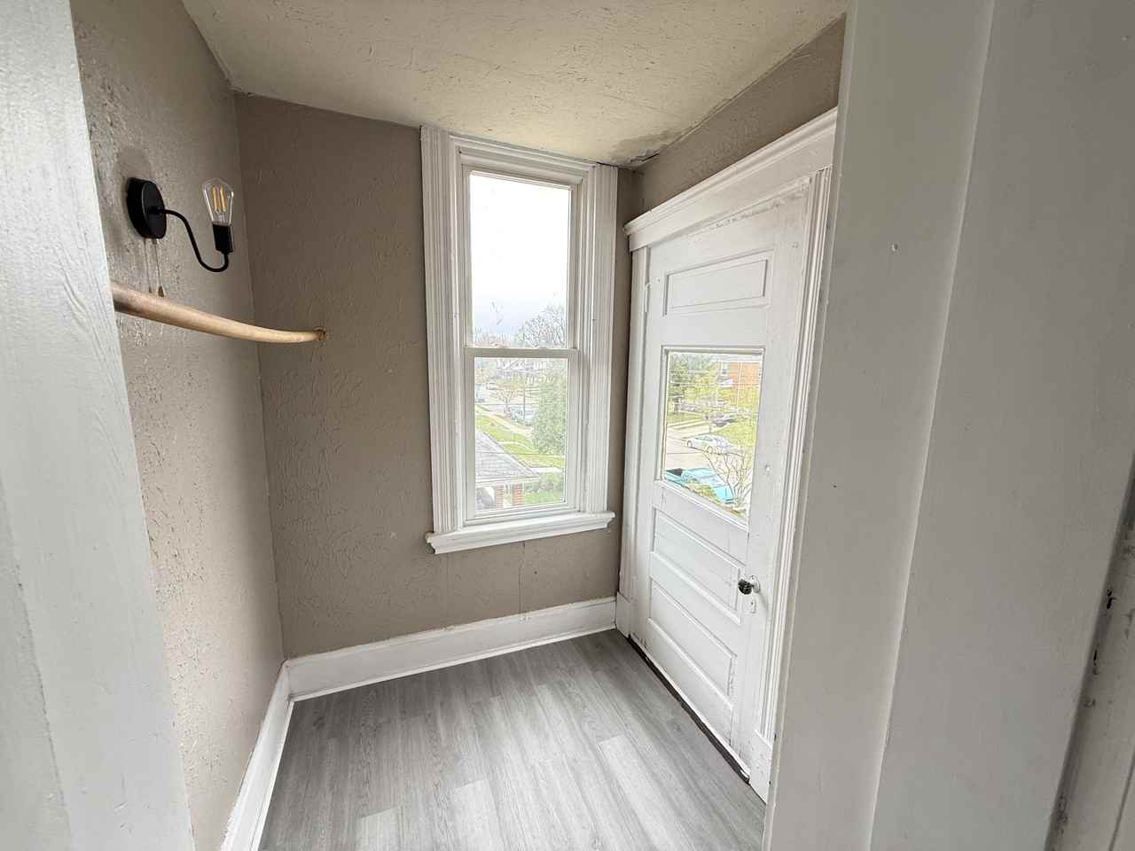 1820 Kinney Ave #2 - Photo 4 of 15