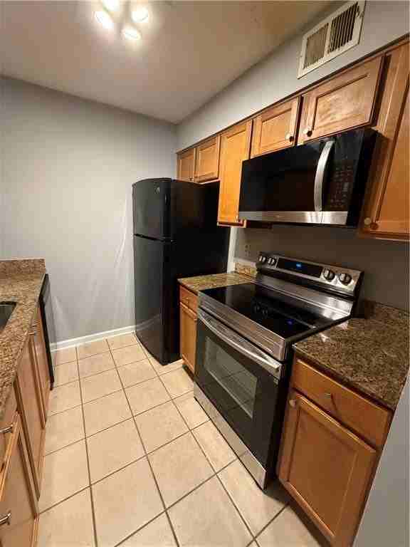 3175 Seven Pines Ct ##6 - Photo 7 of 10