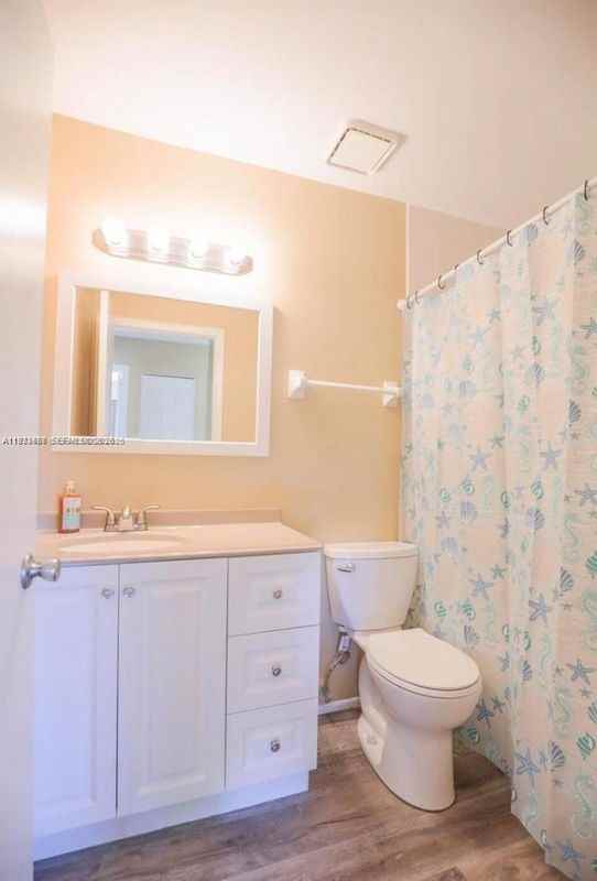 250 Sw Homeland Rd - Photo 4 of 18